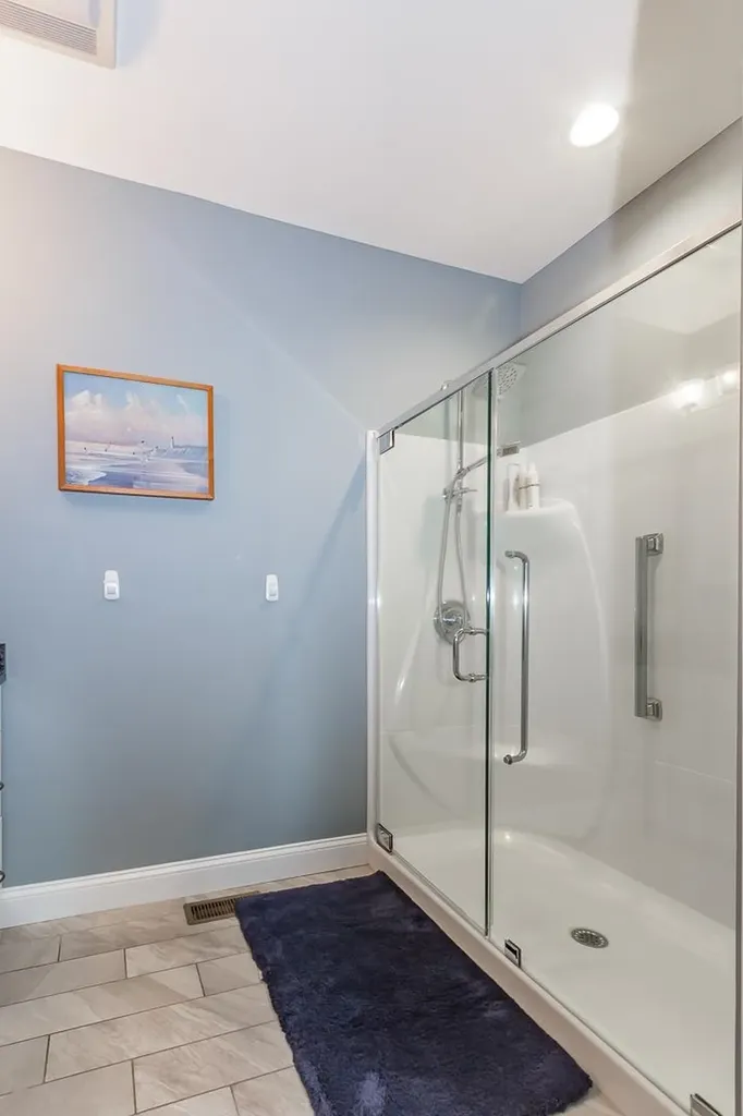 3 Putnam Farm Road Salem NH 03079