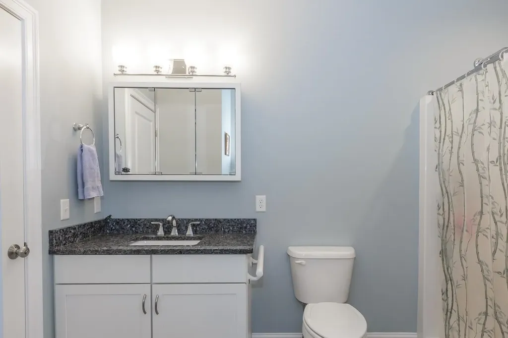 3 Putnam Farm Road Salem NH 03079