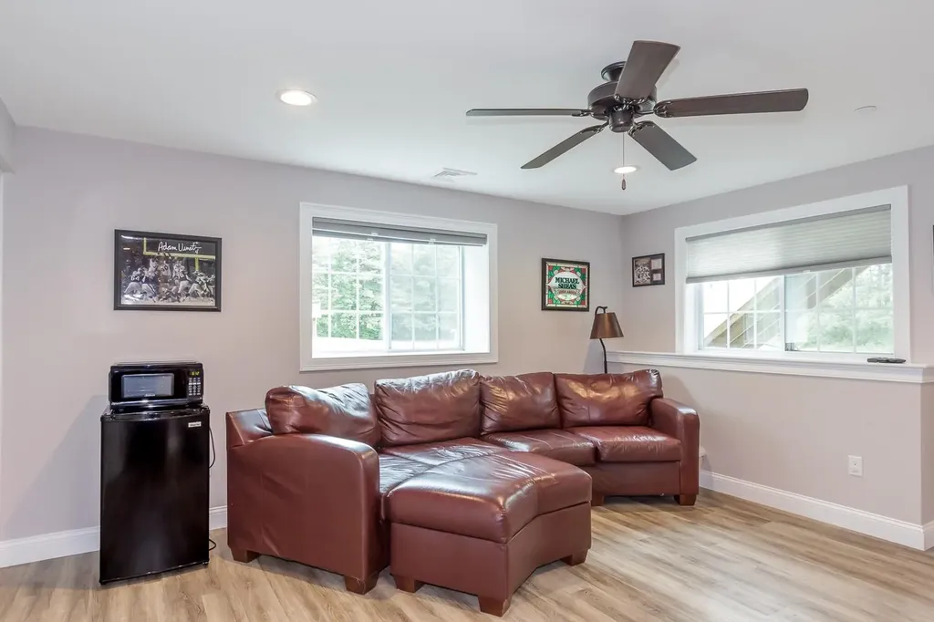 3 Putnam Farm Road Salem NH 03079