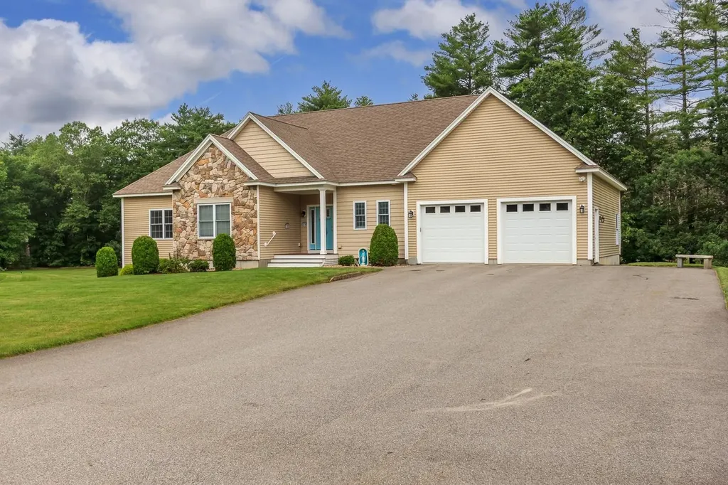 3 Putnam Farm Road Salem NH 03079