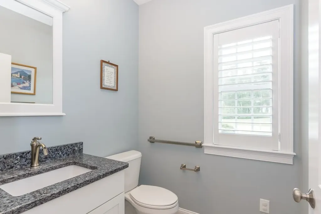 3 Putnam Farm Road Salem NH 03079