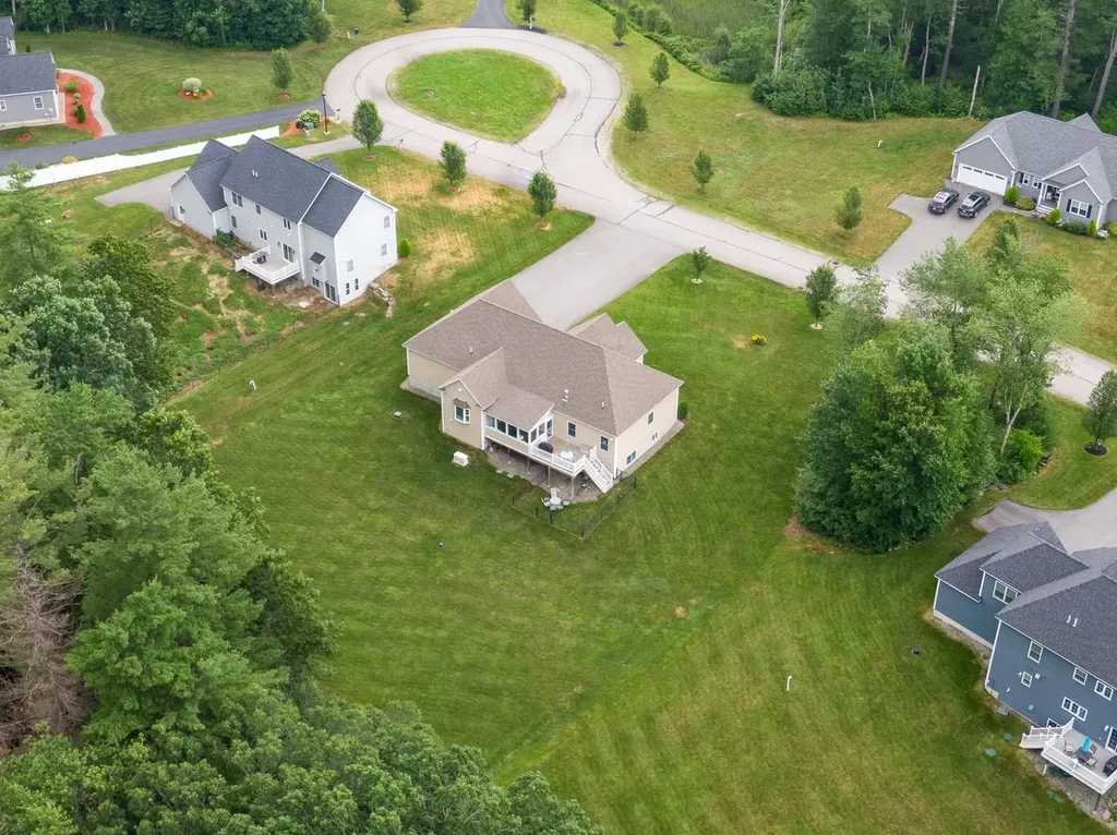 3 Putnam Farm Road Salem NH 03079