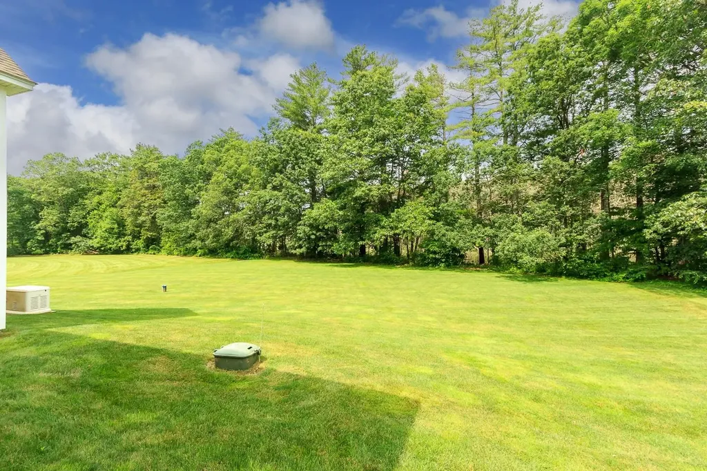 3 Putnam Farm Road Salem NH 03079