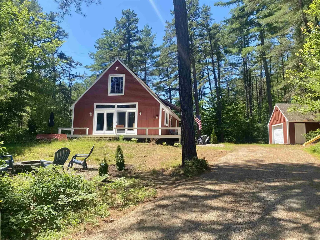 42 Indian Trail Tamworth NH 03886