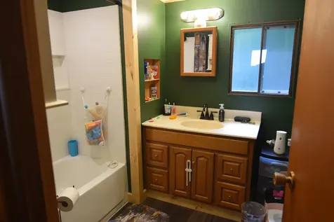 4 Turf Way Newport NH 03773