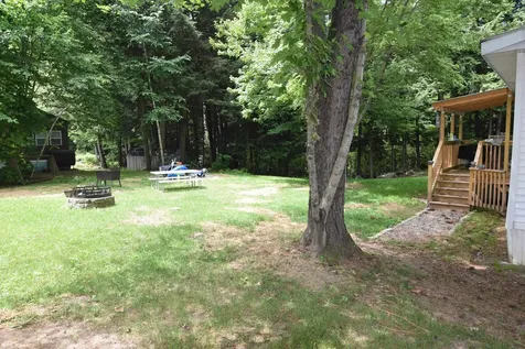 4 Turf Way Newport NH 03773