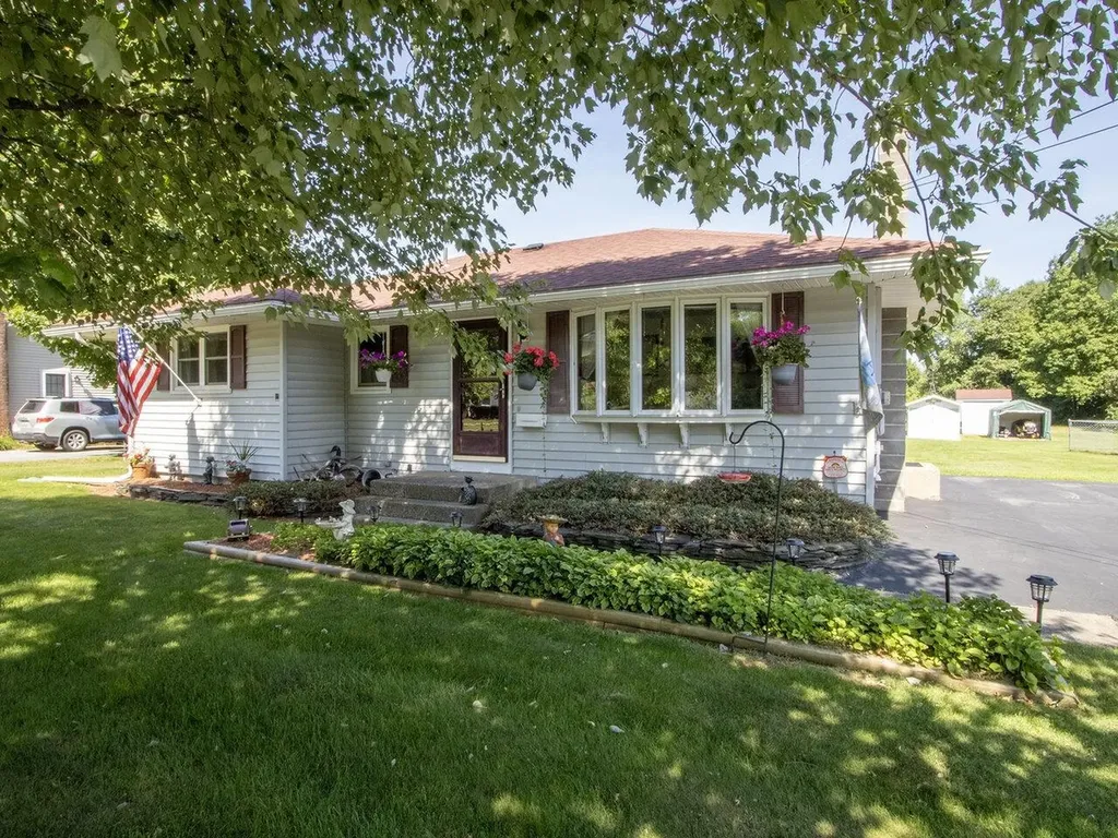 26 Lavigne Road Essex VT 05452