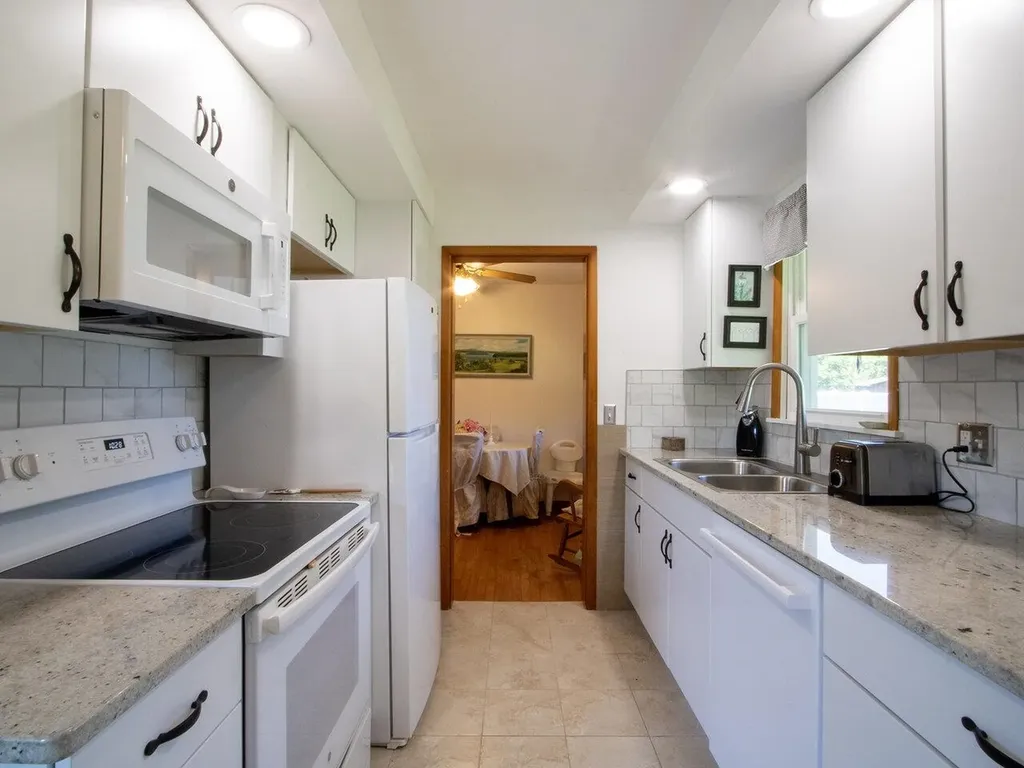 26 Lavigne Road Essex VT 05452