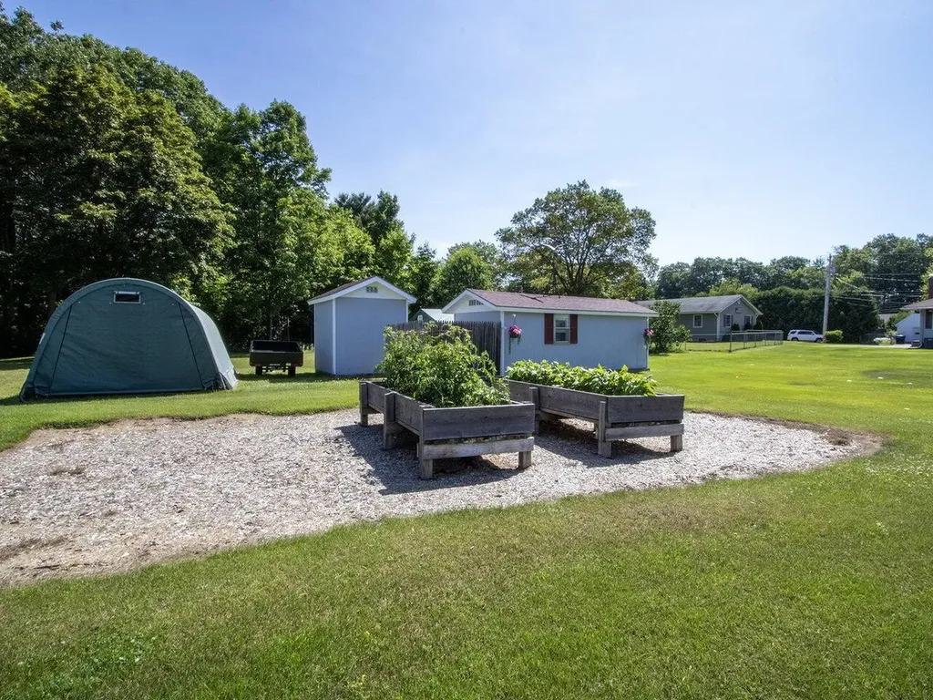 26 Lavigne Road Essex VT 05452