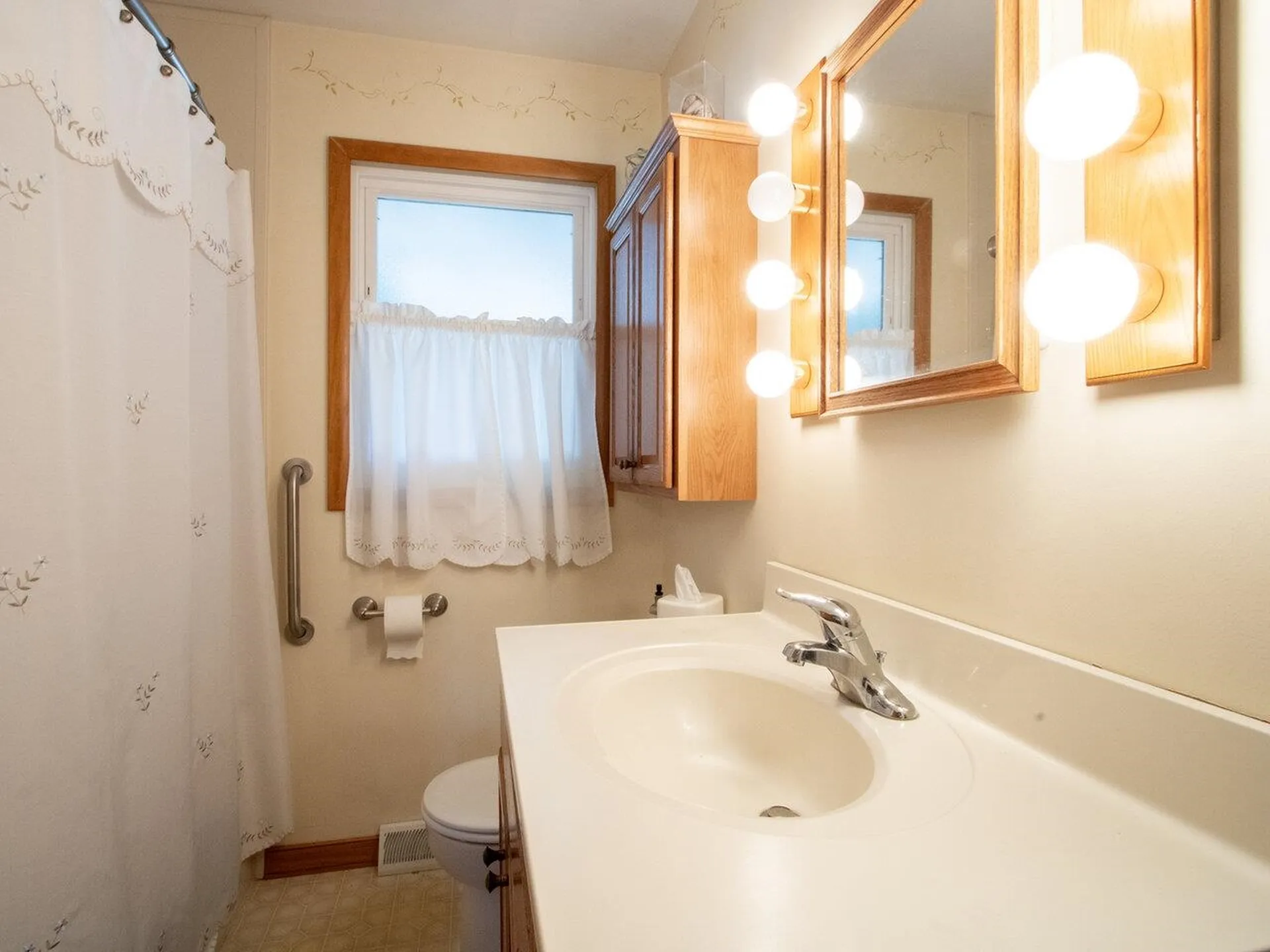 26 Lavigne Road Essex VT 05452