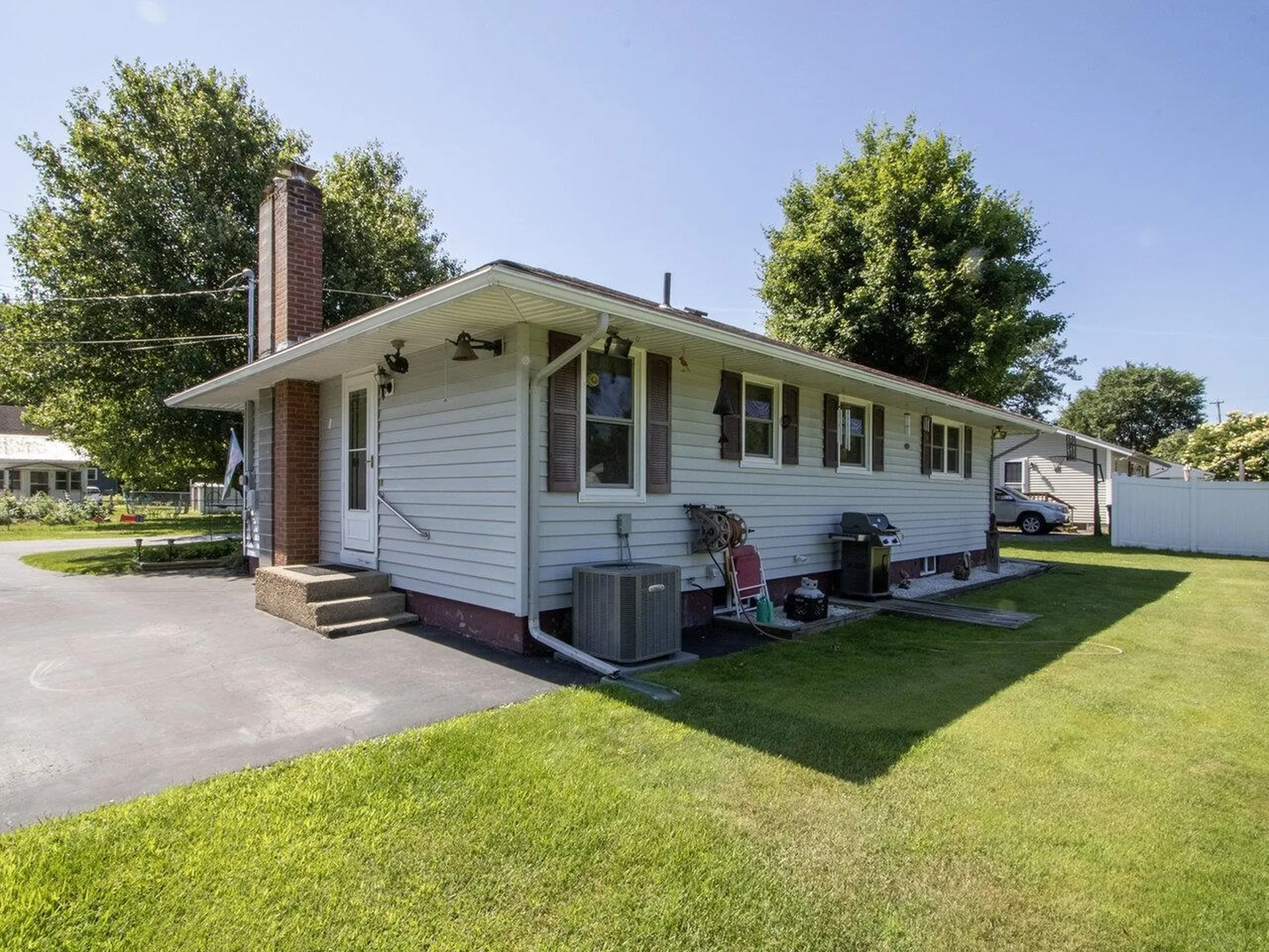 26 Lavigne Road Essex VT 05452