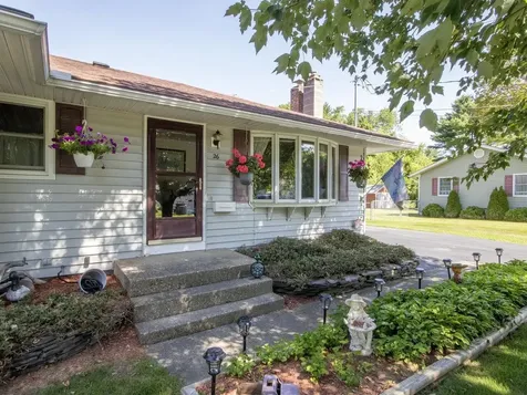 26 Lavigne Road Essex VT 05452