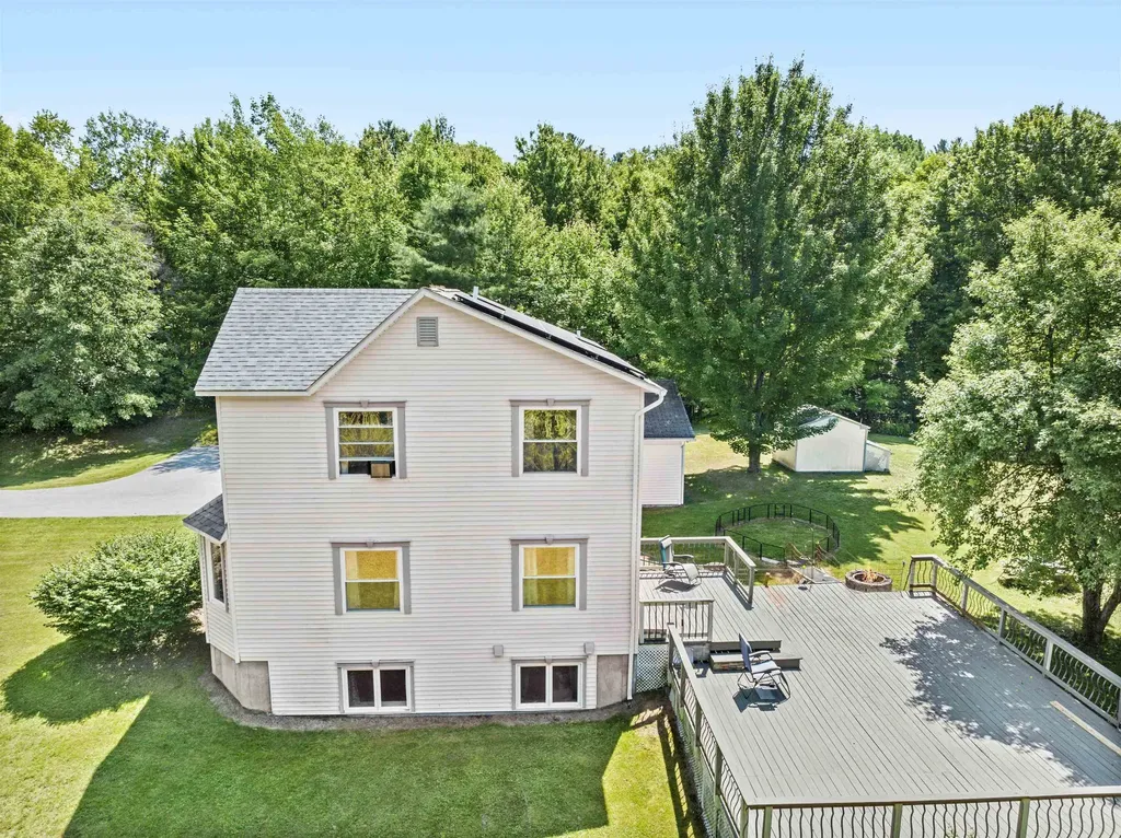 26 Conti Circle Barre Town VT 05641