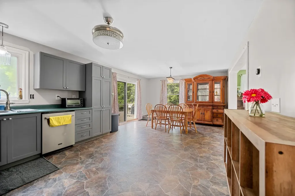 26 Conti Circle Barre Town VT 05641