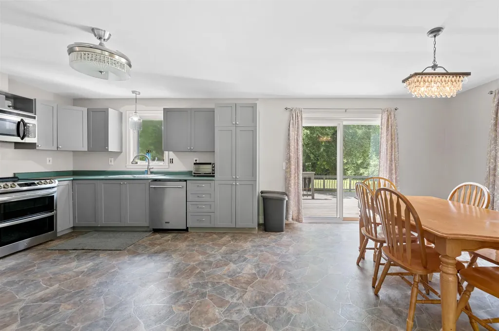 26 Conti Circle Barre Town VT 05641