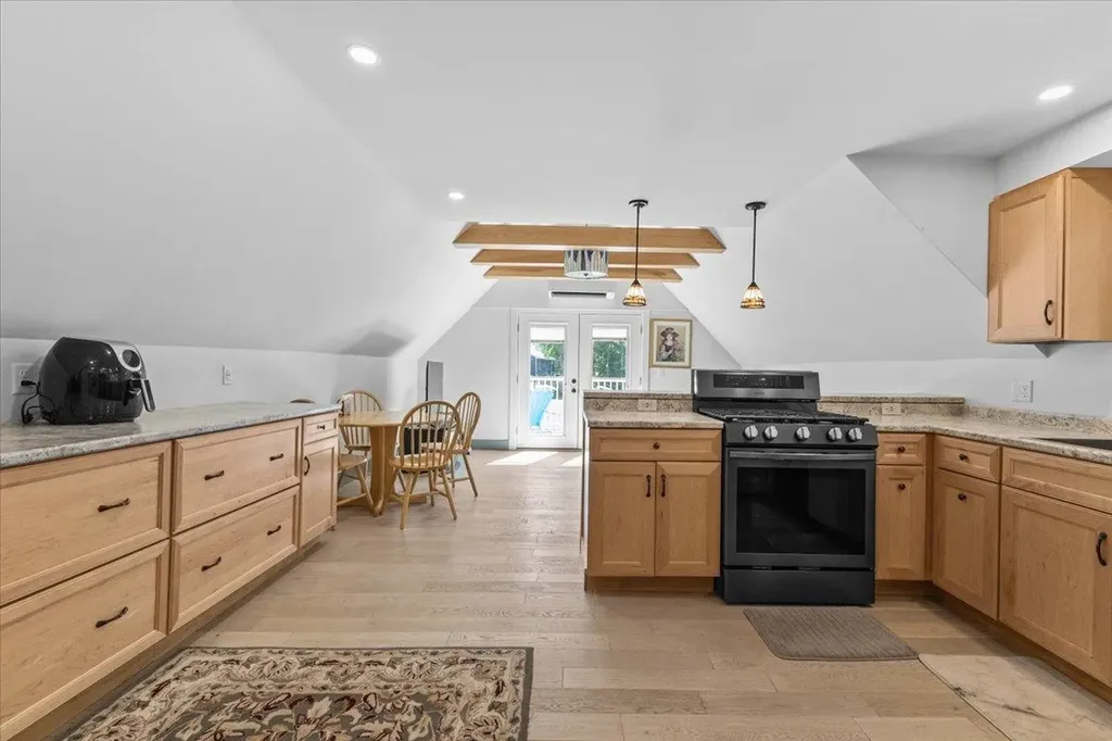 143 South Main Street Waterbury VT 05676