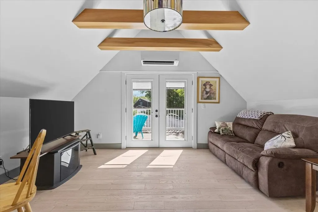 143 South Main Street Waterbury VT 05676