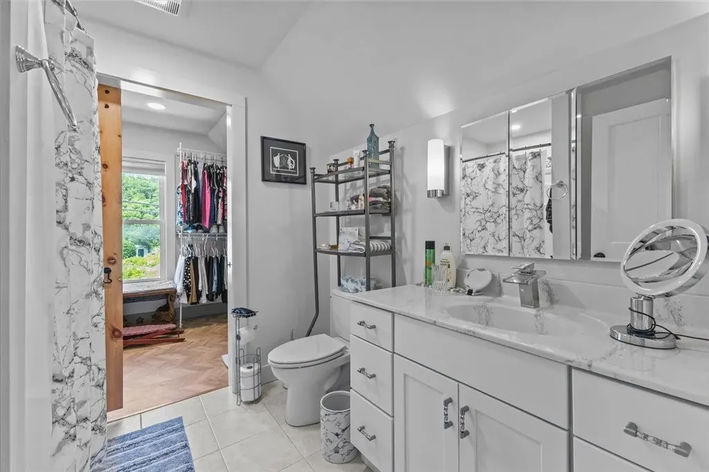 143 South Main Street Waterbury VT 05676