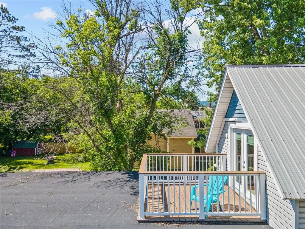 143 South Main Street Waterbury VT 05676