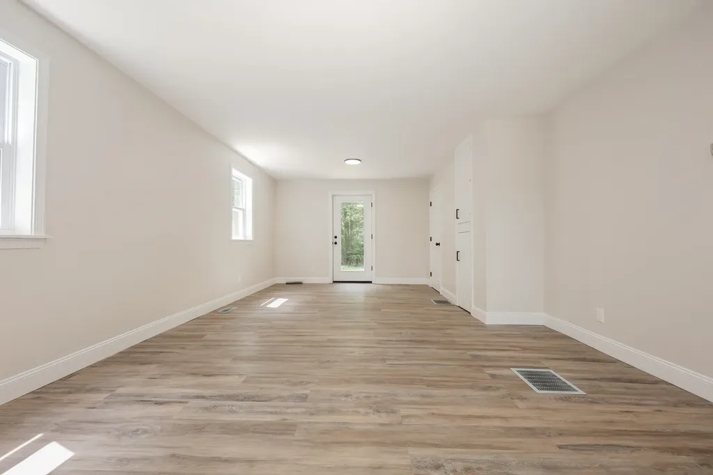 20 Mountain Road Epsom NH 03234