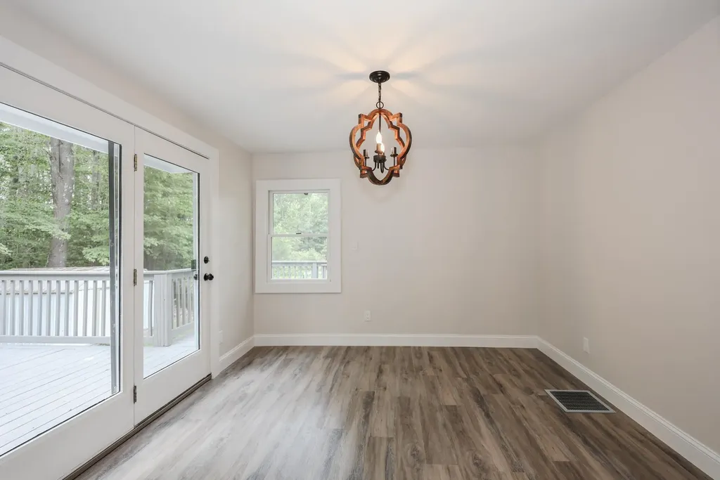 20 Mountain Road Epsom NH 03234