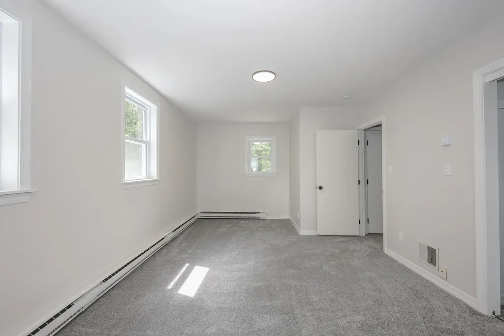 20 Mountain Road Epsom NH 03234