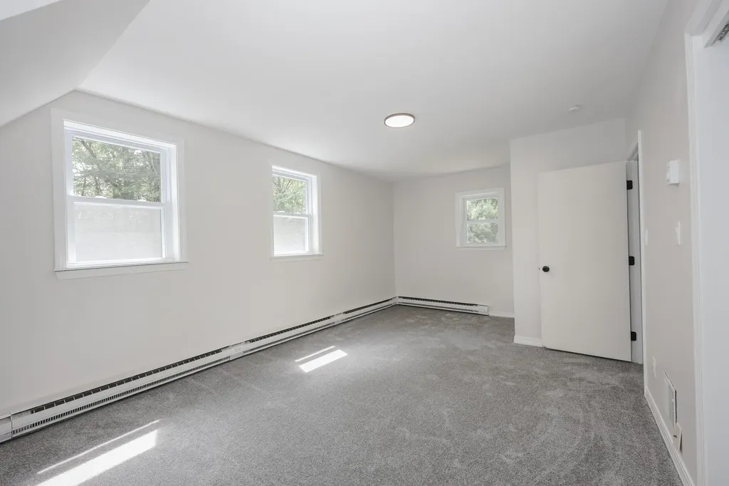 20 Mountain Road Epsom NH 03234