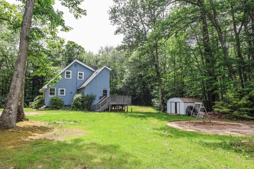 20 Mountain Road Epsom NH 03234