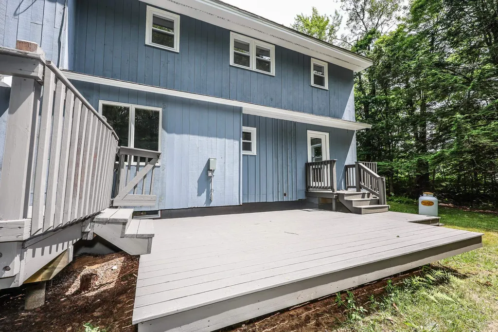 20 Mountain Road Epsom NH 03234