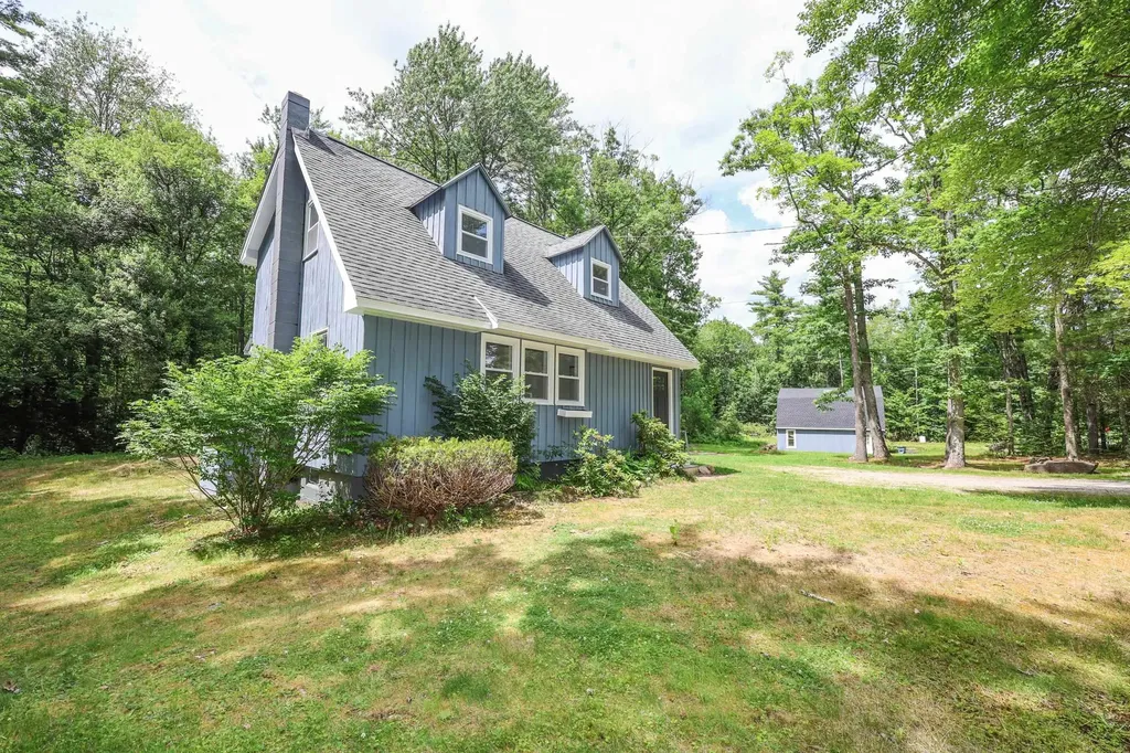 20 Mountain Road Epsom NH 03234