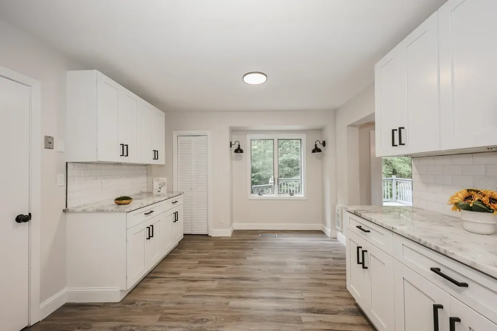 20 Mountain Road Epsom NH 03234