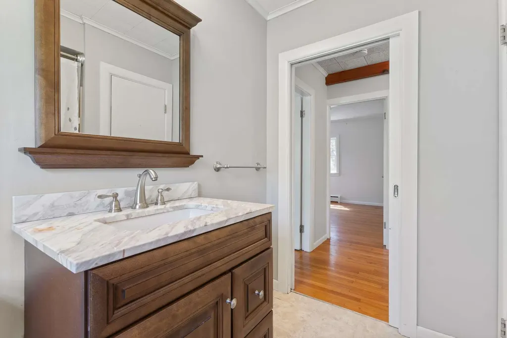 357 Southside Road York ME 03909-5136