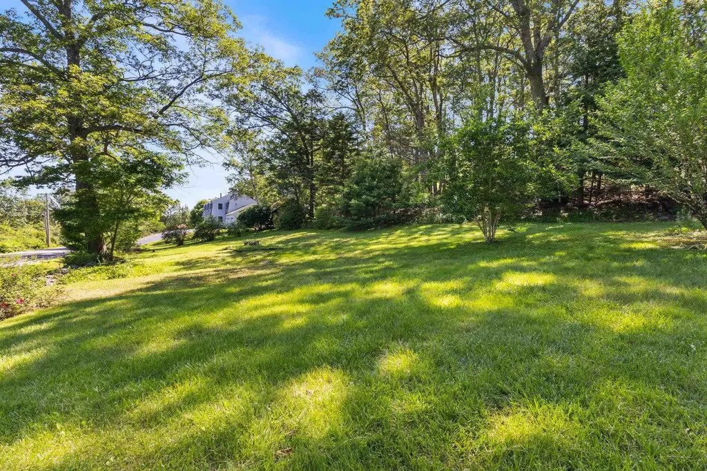 357 Southside Road York ME 03909-5136