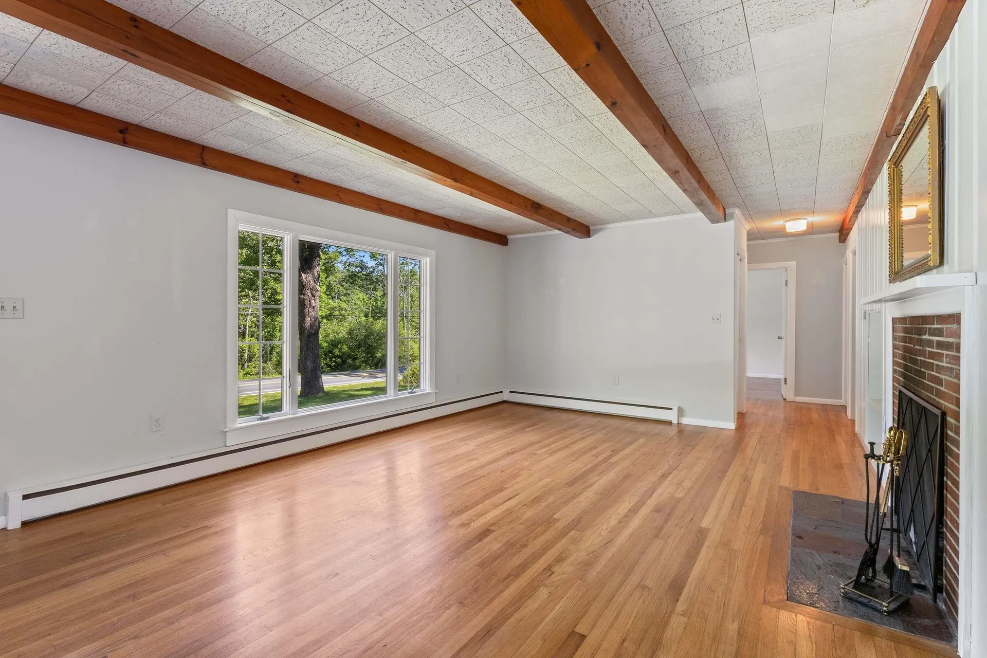 357 Southside Road York ME 03909-5136