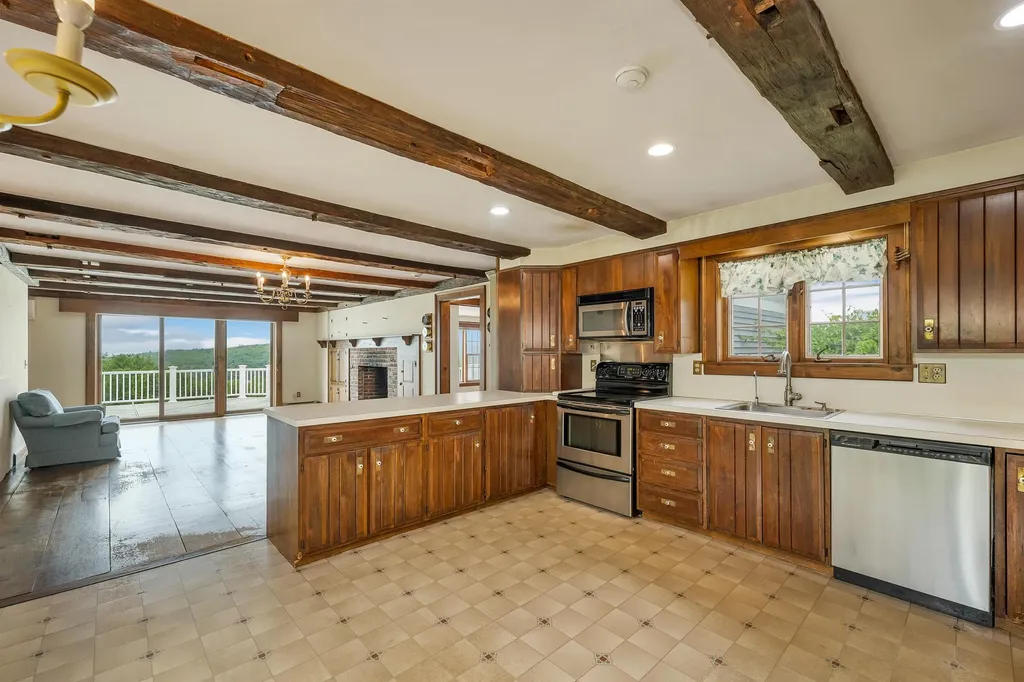 36 Blueberry Hill Road Wolfeboro NH 03894