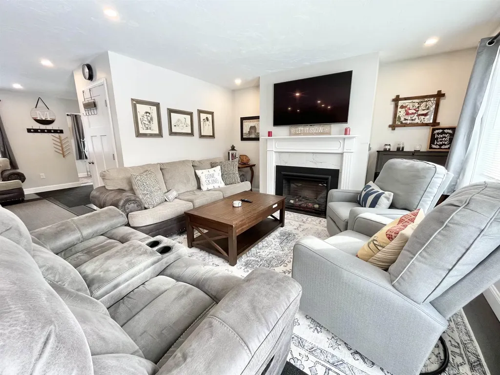 4a Junior's Way Dover VT 05356