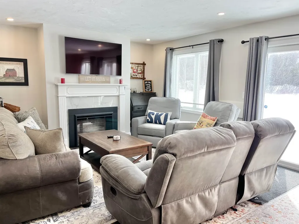 4a Junior's Way Dover VT 05356