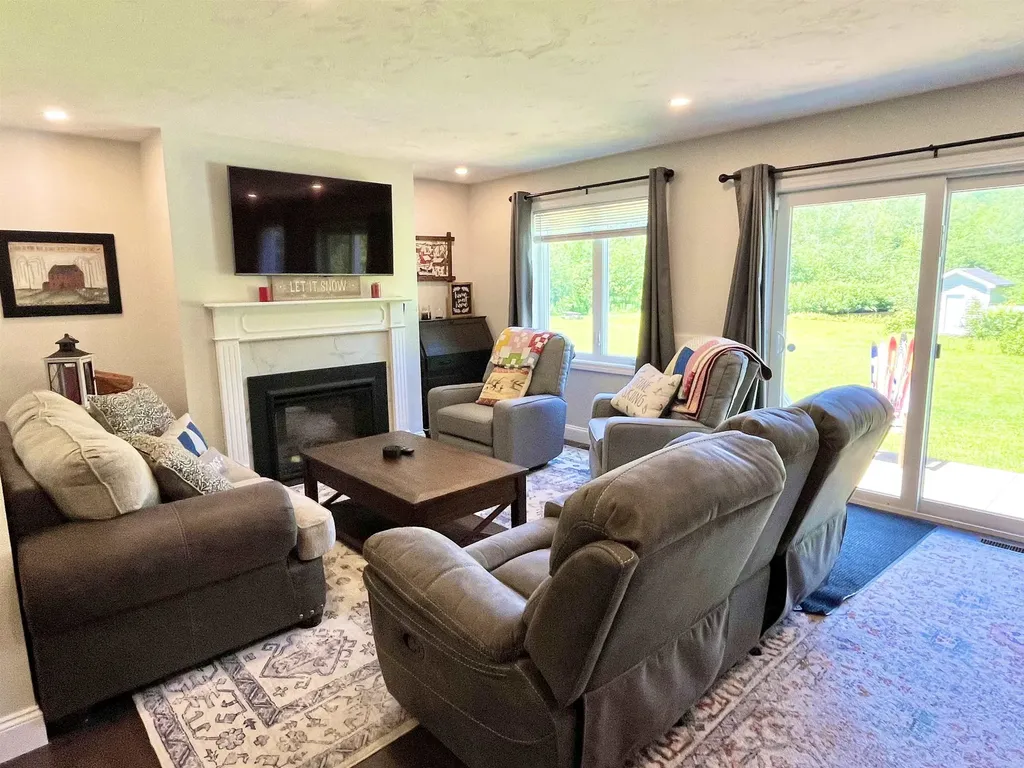 4a Junior's Way Dover VT 05356