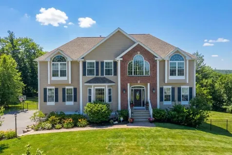 22 Ryan Farm Road Windham NH 03087