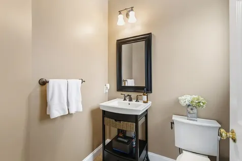 22 Ryan Farm Road Windham NH 03087