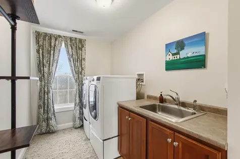 22 Ryan Farm Road Windham NH 03087