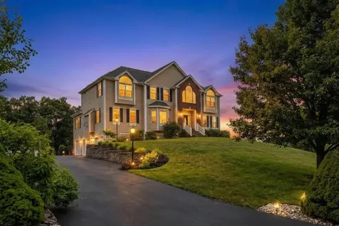 22 Ryan Farm Road Windham NH 03087