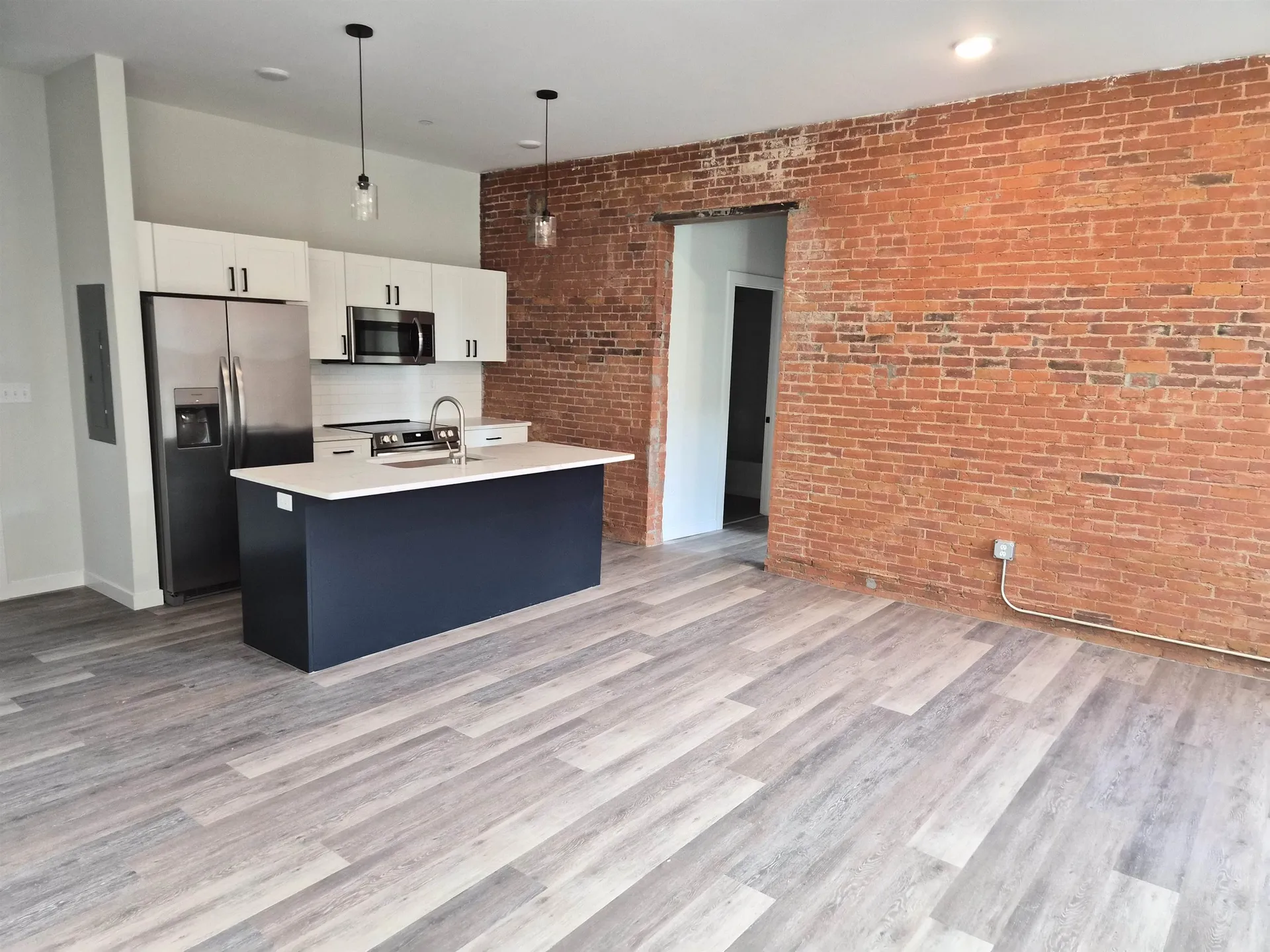 Claremont NH, 36 Pleasant Street, Unit 2C