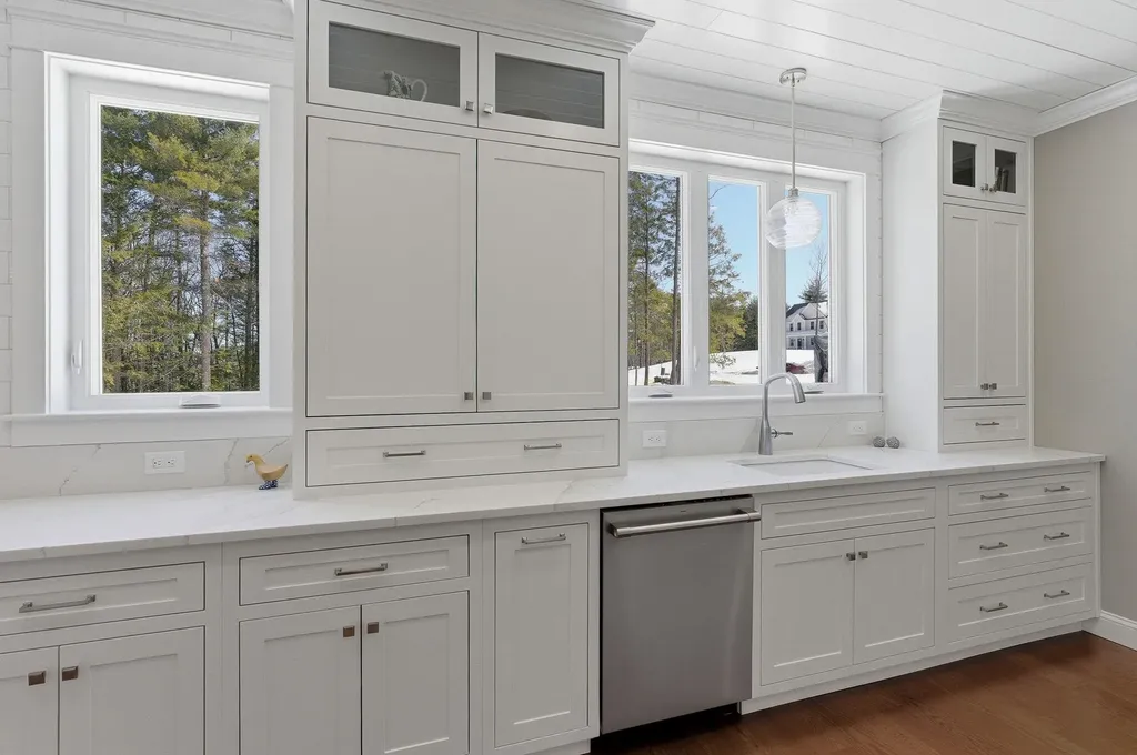 5 Sawmill Lane New Boston NH 03070