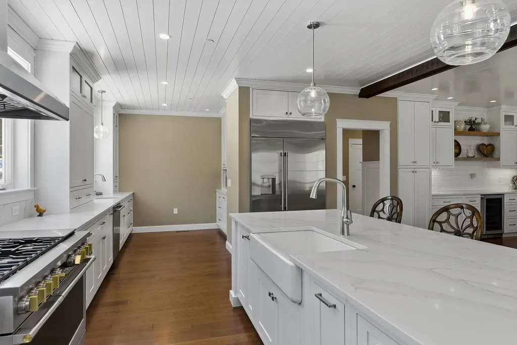 5 Sawmill Lane New Boston NH 03070