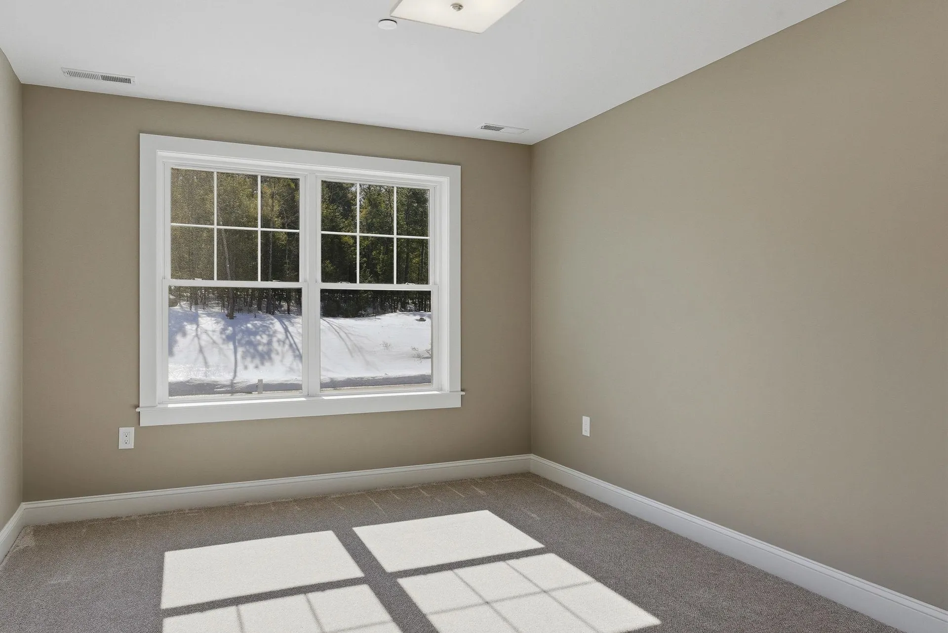 5 Sawmill Lane New Boston NH 03070