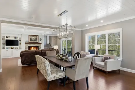 5 Sawmill Lane New Boston NH 03070