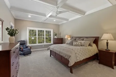 5 Sawmill Lane New Boston NH 03070