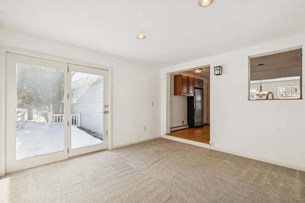 192 Cross Street Hartford VT 05001