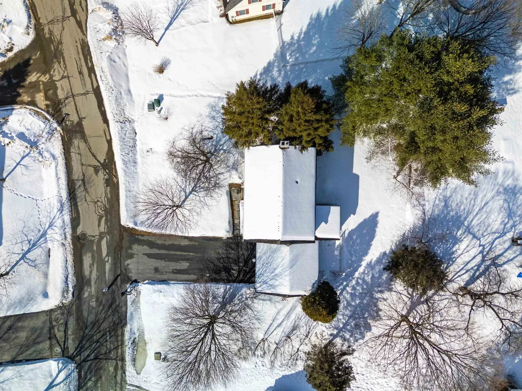 192 Cross Street Hartford VT 05001